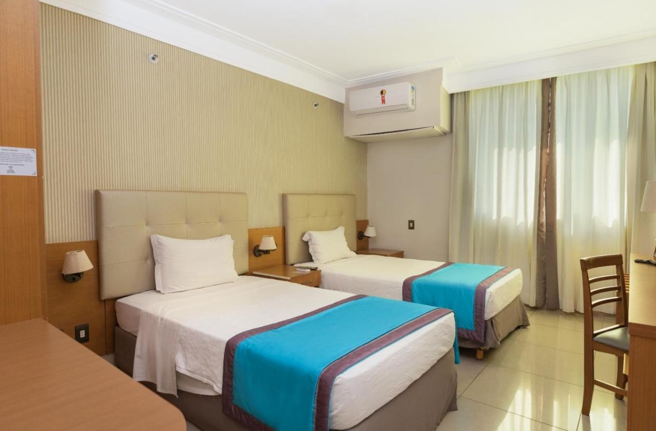 Royal Macae Palace Hotel Bagian luar foto