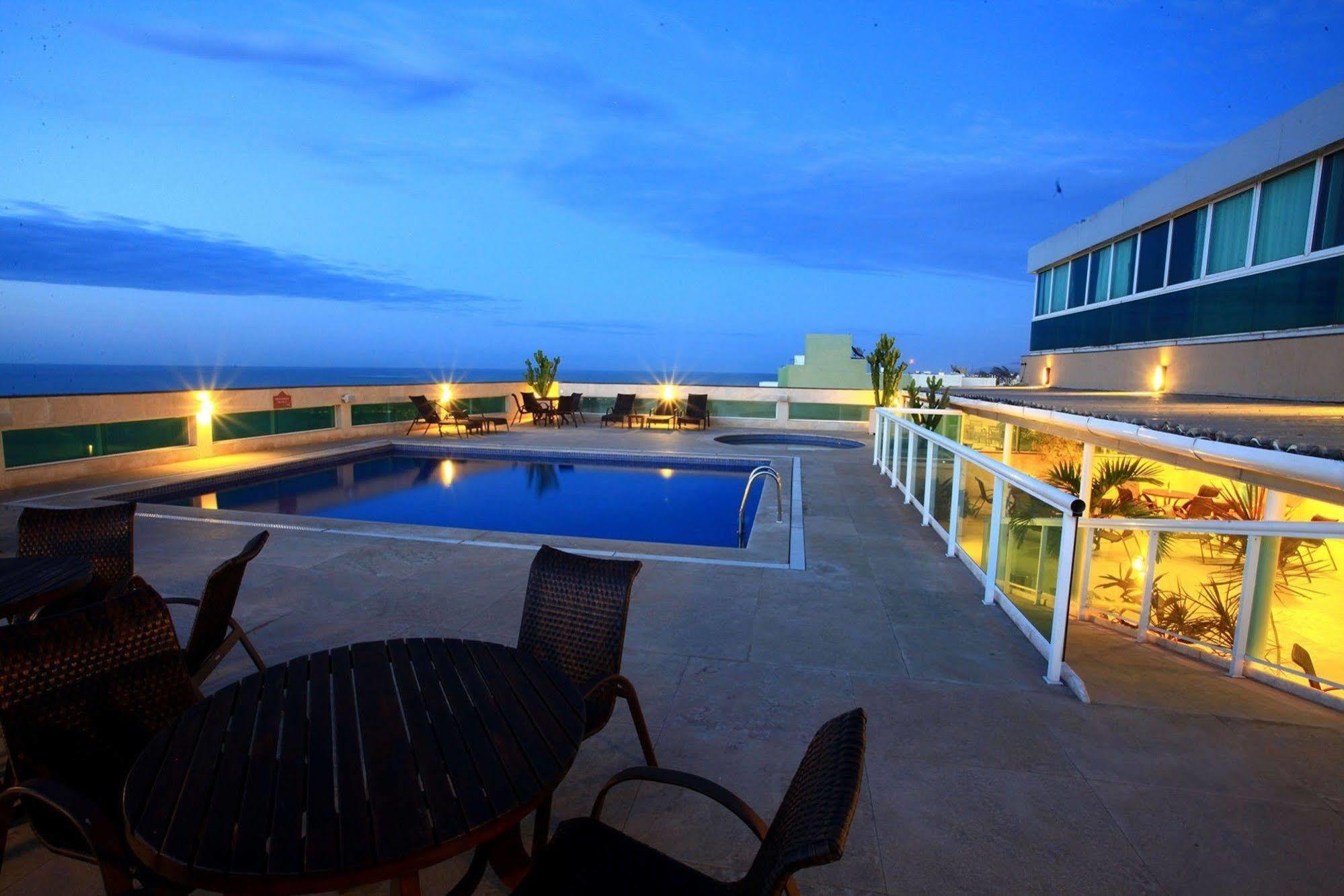 Royal Macae Palace Hotel Bagian luar foto